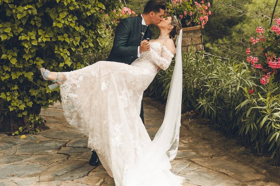 Boda m y m