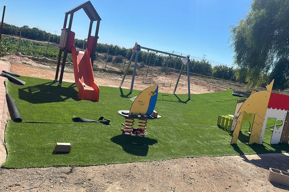 Zona infantil de juegos