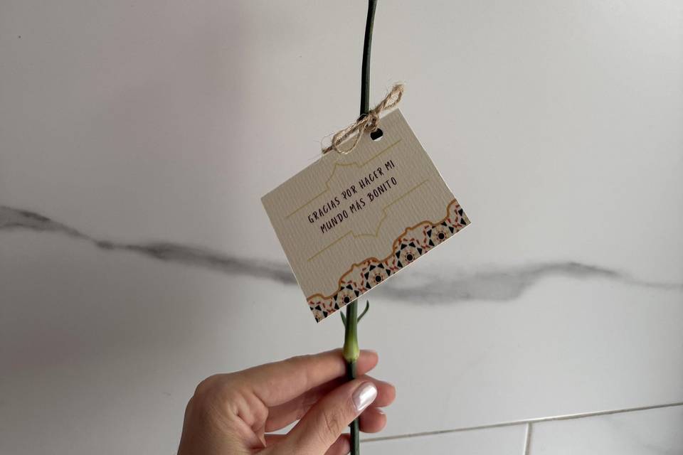 Detalles invitados