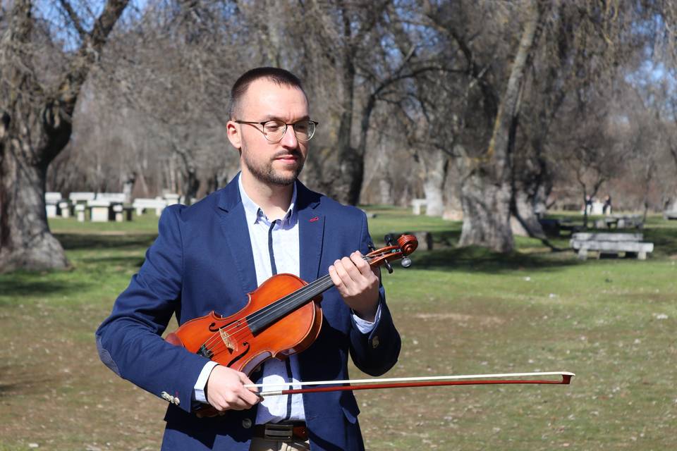 Carlos Serna