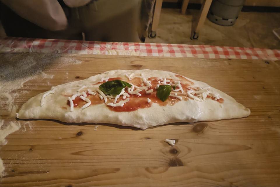 Elaboracion pizza calzone