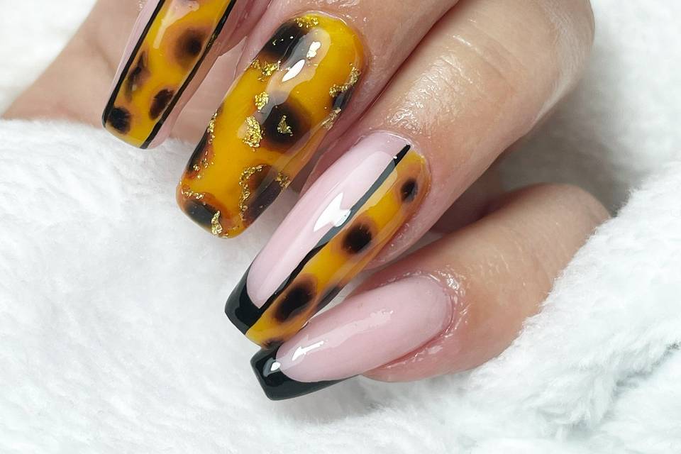 Nails leopardo