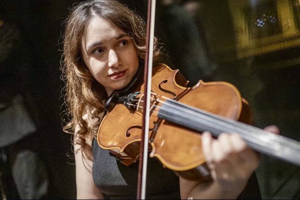 Nino Khocholava - Viola