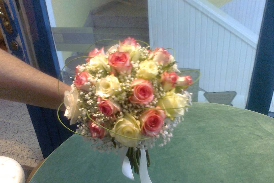 Bouquet novia rosas