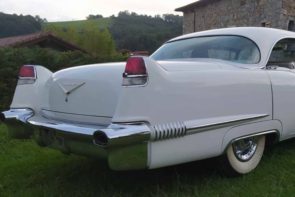 Cadillac Serie 62 Sedan De Vil