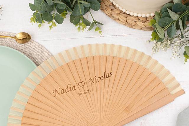 Abanico de madera