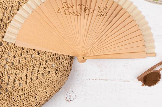 Abanico de madera