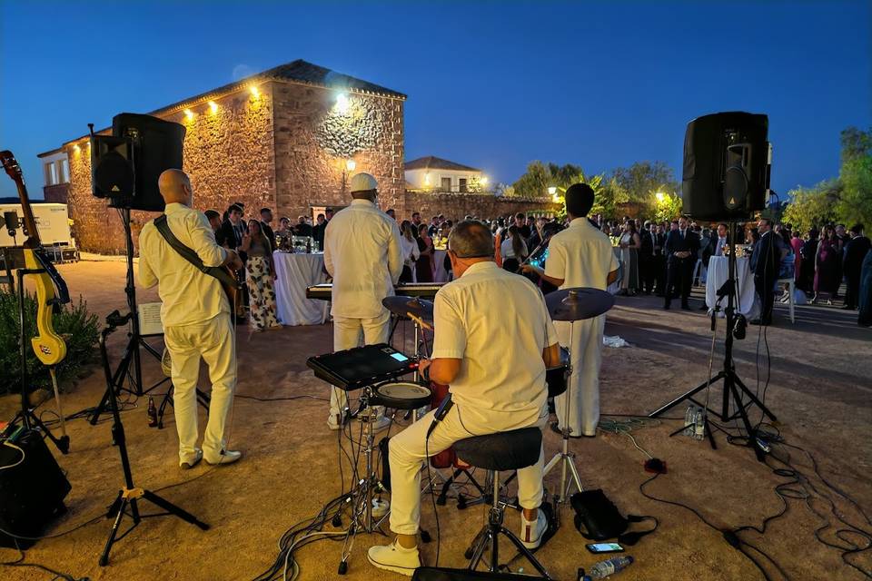 Coctel grupo cubano