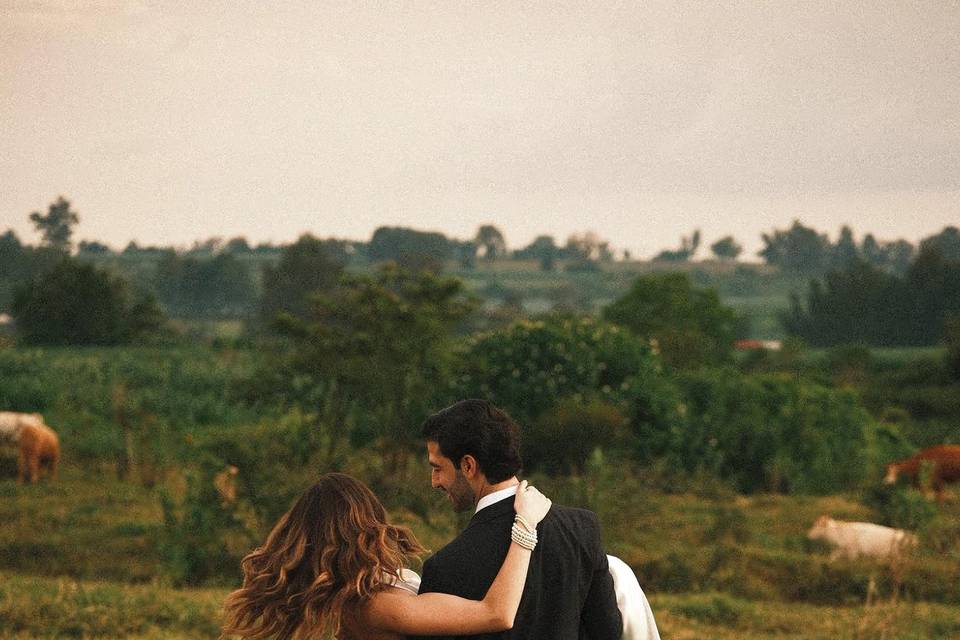Ari & Efra