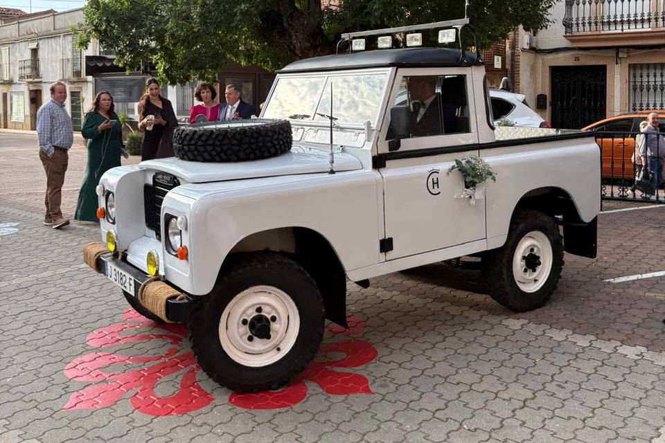 Landys Weddings