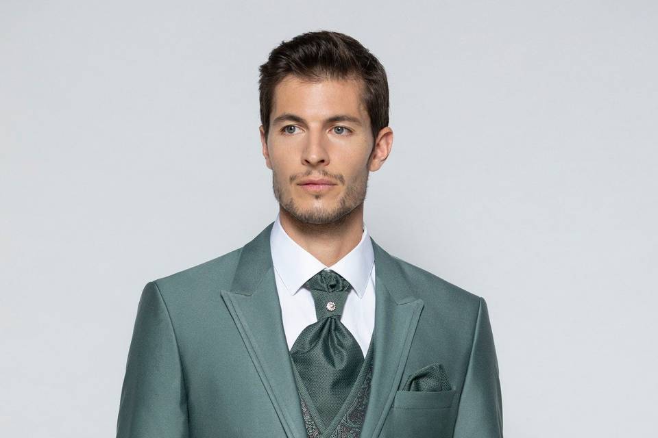 Traje y chaleco coordinado