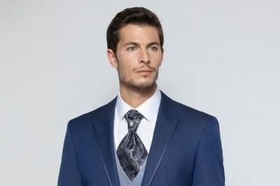 Traje ceremonia