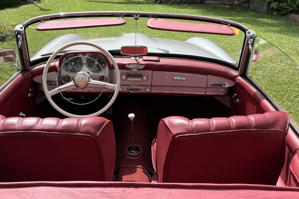 Interior Mercedes 190 SL