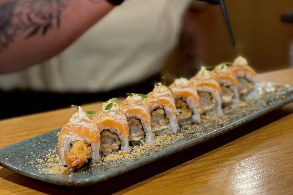 Maki de salmón & turron
