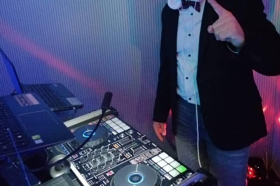 Dj Dan