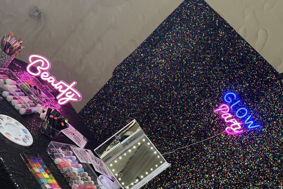 Glitter bar
