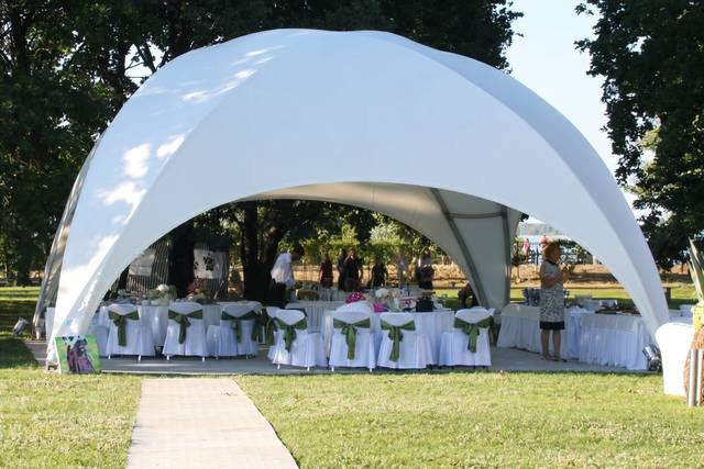 Banquete en jardín privado