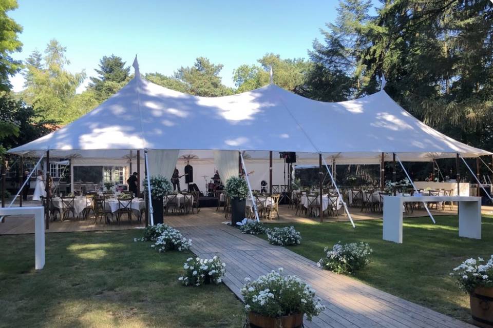 Banquete en carpa