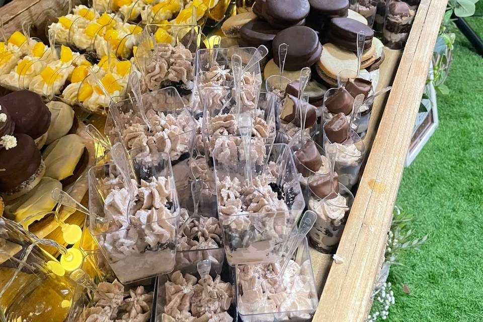 Alfajores y Dulces Variados