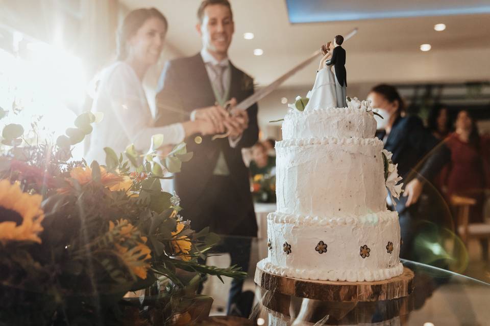 Corte de tarta nupcial