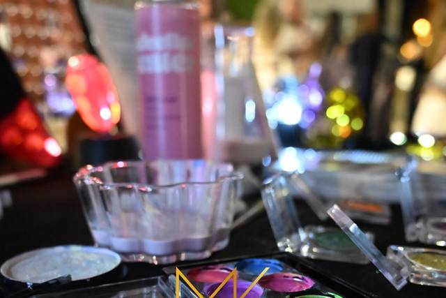 Glitter bar