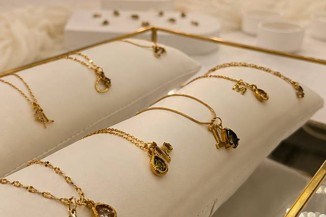 Modelos de joyas personalizada