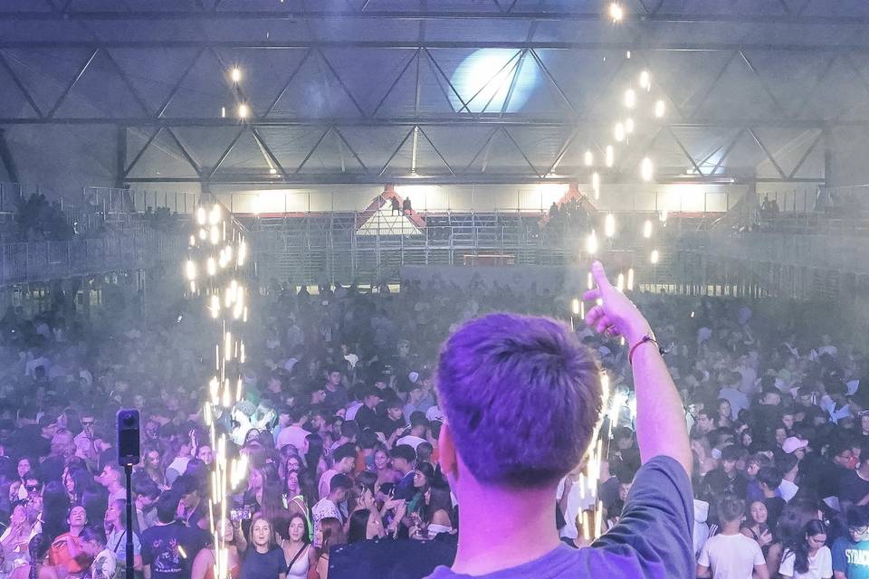 Dj