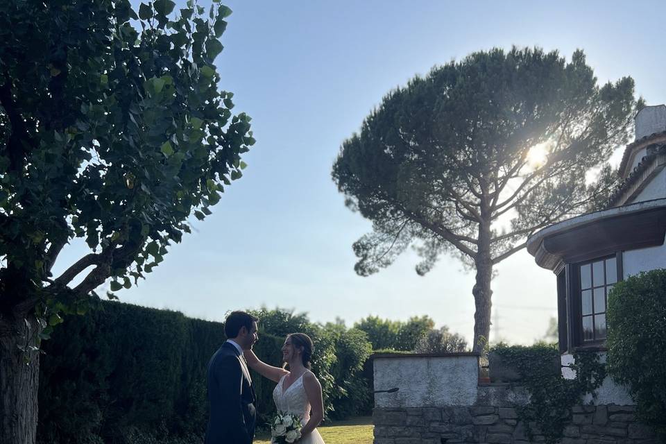 Wedding content creator